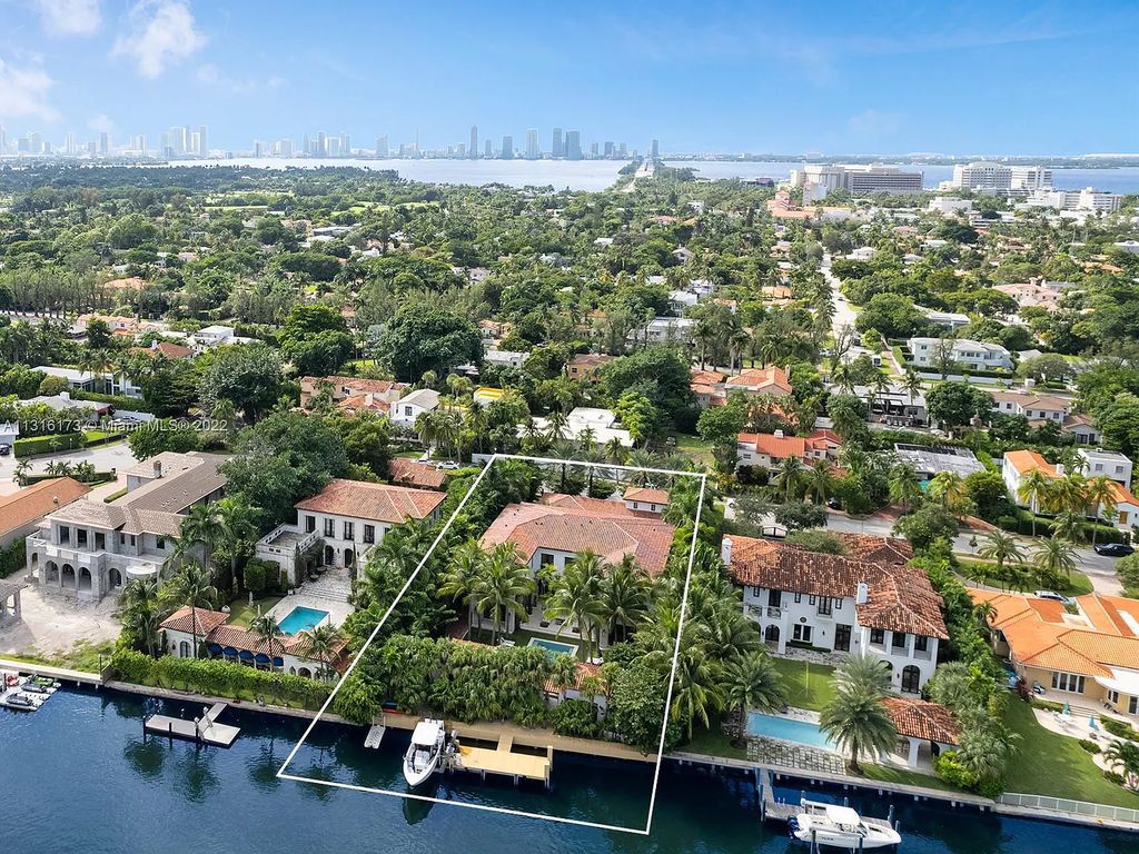 Located in 3541 Flamingo Drive, Miami Beach, Florida. This magnificent, newly constructed Mizner-inspired villa was tastefully designed as a contemporary redux with an unprecedented level of detail, influenced by owner-developer Oren Alexander. Enter the gated porte-cochère through the coach house, which features staff quarters and an A/C 2-car garage.