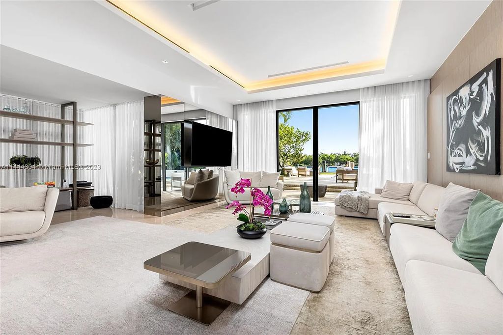 This 4 bedroom, 4 bathroom single-family home is located in the heart of Miami Beach and features an impeccable modern open-concept layout, high-end fixtures and finishes, and an incredible backyard with water features, lush landscaping, and 60 feet of waterfrontage.