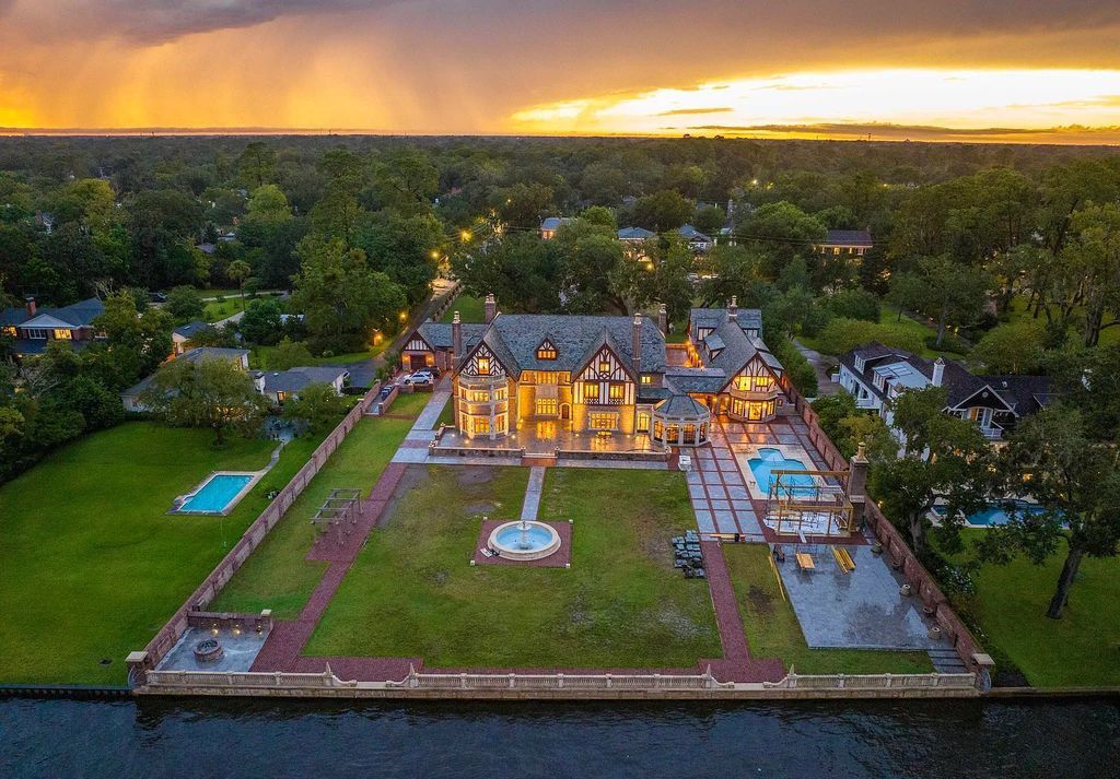 Transport your friends and family to the Roaring Twenties in this exquisite Tudor Revival estate, listed on the National Historic Register and featured in six movies.