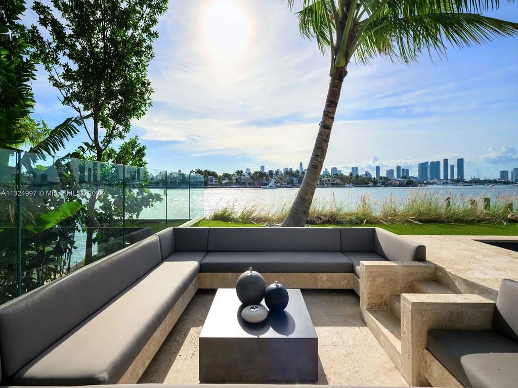 Experience the ultimate in island living at 28 West Dilido in Miami Beach. This stunning waterfront home offers stunning Downtown Skyline views, effortlessly chic interiors, and luxurious amenities, including a private dock and cinema screen.