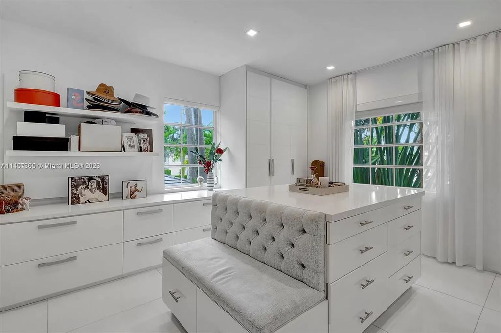 This completely renovated Venetian Island waterfront home offers immaculate views of the Port of Miami, Brickell, Downtown, and Edgewater. With 4 bedrooms and 4 full bathrooms, the master suite is the perfect place to relax and unwind. The backyard has been transformed with a full summer kitchen, outdoor shower, and dock, making this home perfect for entertaining or enjoying the Miami Beach lifestyle.