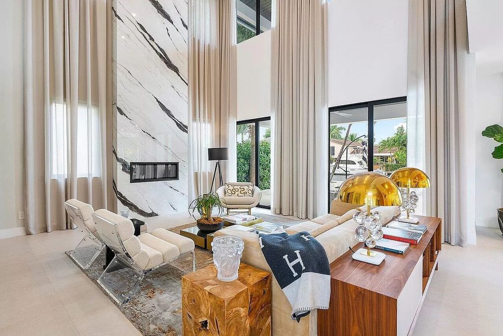 Indulge in the epitome of coastal elegance & contemporary luxury at this fully-renovated 5-bedroom haven. Featuring unparalleled water access, a chef's kitchen & stunning outdoor spaces, this Delray Beach estate is your gateway to tropical paradise.