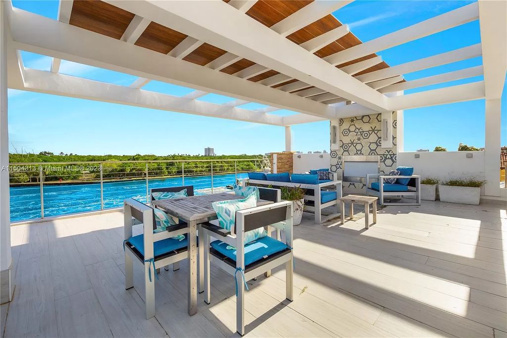 Step into a mid-century dream! This Fort Lauderdale estate boasts soaring ceilings, infinity pool & Intracoastal vistas. Master suite sanctuary, rooftop fireplace, potential expansion - experience Florida luxury redefined. 2110 Intracoastal Dr awaits.