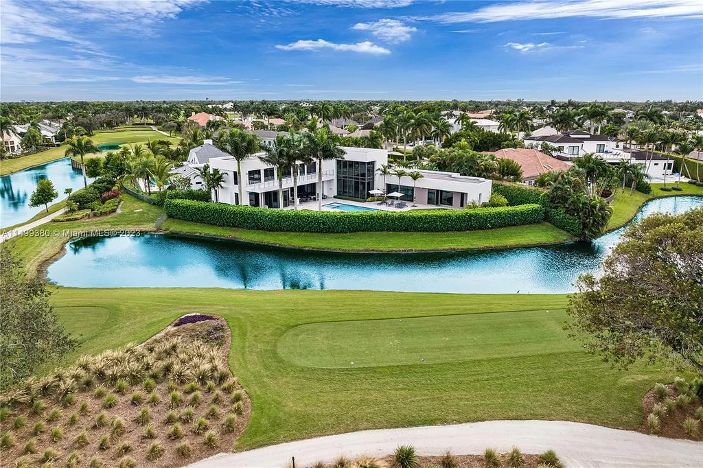 Live in grandeur in this stunning 2-story residence nestled on a quiet cul-de-sac in prestigious St. Andrew's. Magnificent architecture, exquisite finishes, & panoramic golf course views await.