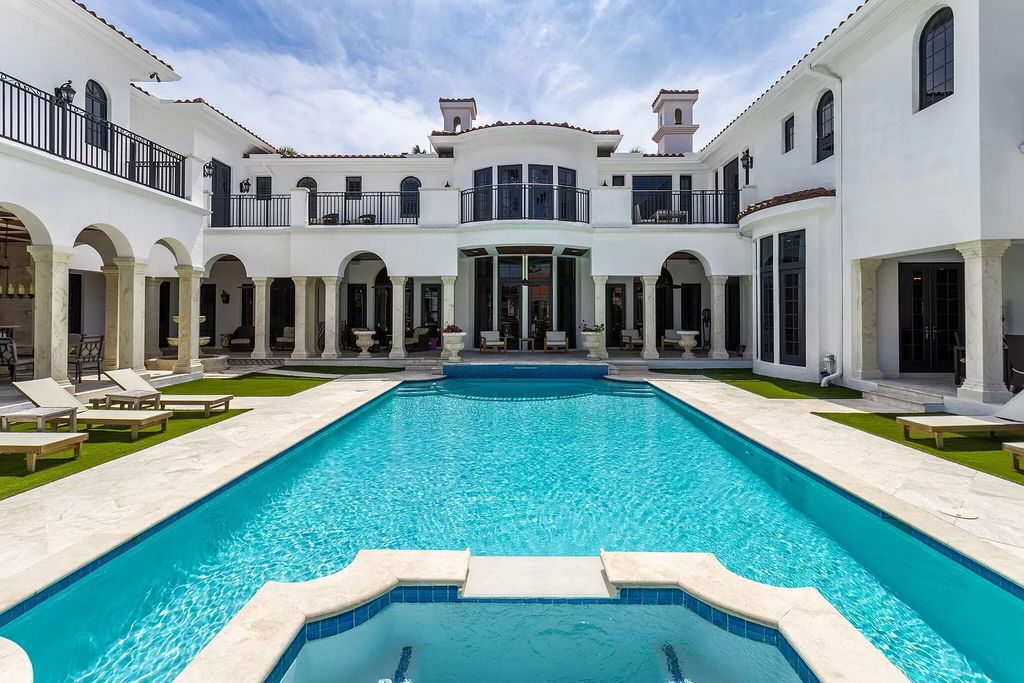 Boca Raton Waterfront Mansion Reimagined Asks for $19.75 Million