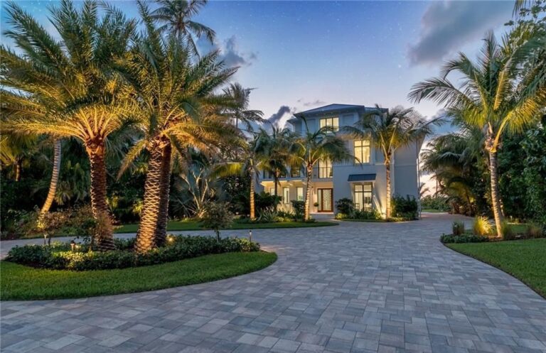 Private Beach Paradise: Modern Oceanfront Mansion on Hutchinson Island ...