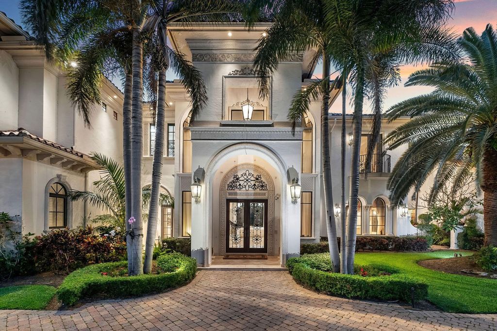 Boca Raton luxury awaits! Own a rare double-lot estate with pool, gourmet kitchen and dual master suites. Stunning golf course views in Royal Palm Yacht & Country Club.