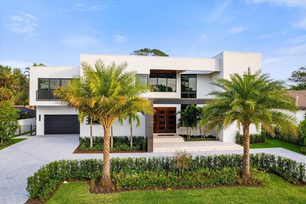 Immerse yourself in unparalleled luxury at 1120 Spanish River Rd, Boca Raton. This expansive 5-bedroom, 6.5-bathroom estate boasts 6,646 square feet of living space, a custom chef's kitchen, resort-style pool, and prime location. Priced at $7,998,000, this dream home is waiting for you.