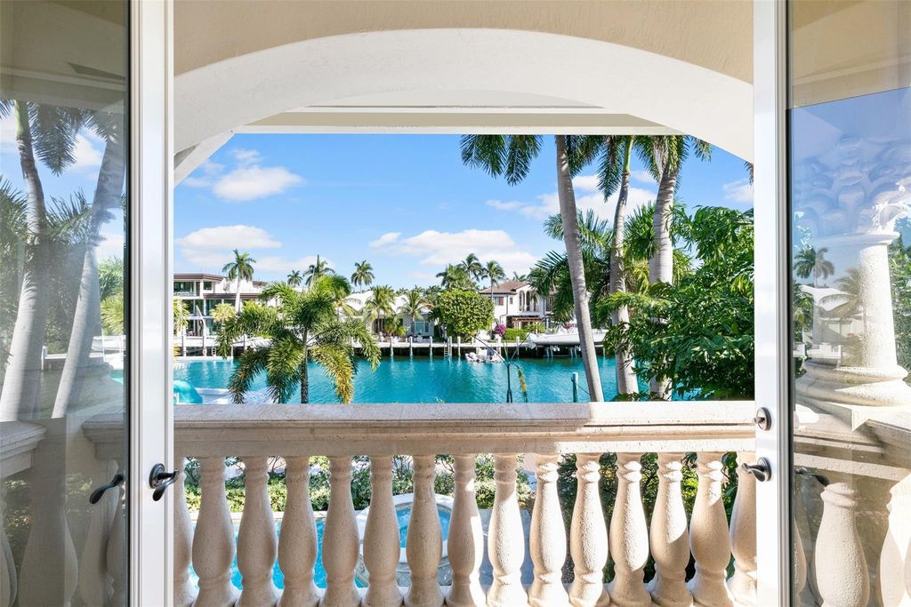 Discover opulence in this stunning 7 bed/7.5 bath Harbor Beach estate. Enjoy breathtaking water views, a gourmet kitchen, luxurious amenities, and quick ocean access. Experience the epitome of waterfront living with this meticulously maintained home, just minutes from the beach and Fort Lauderdale airport.